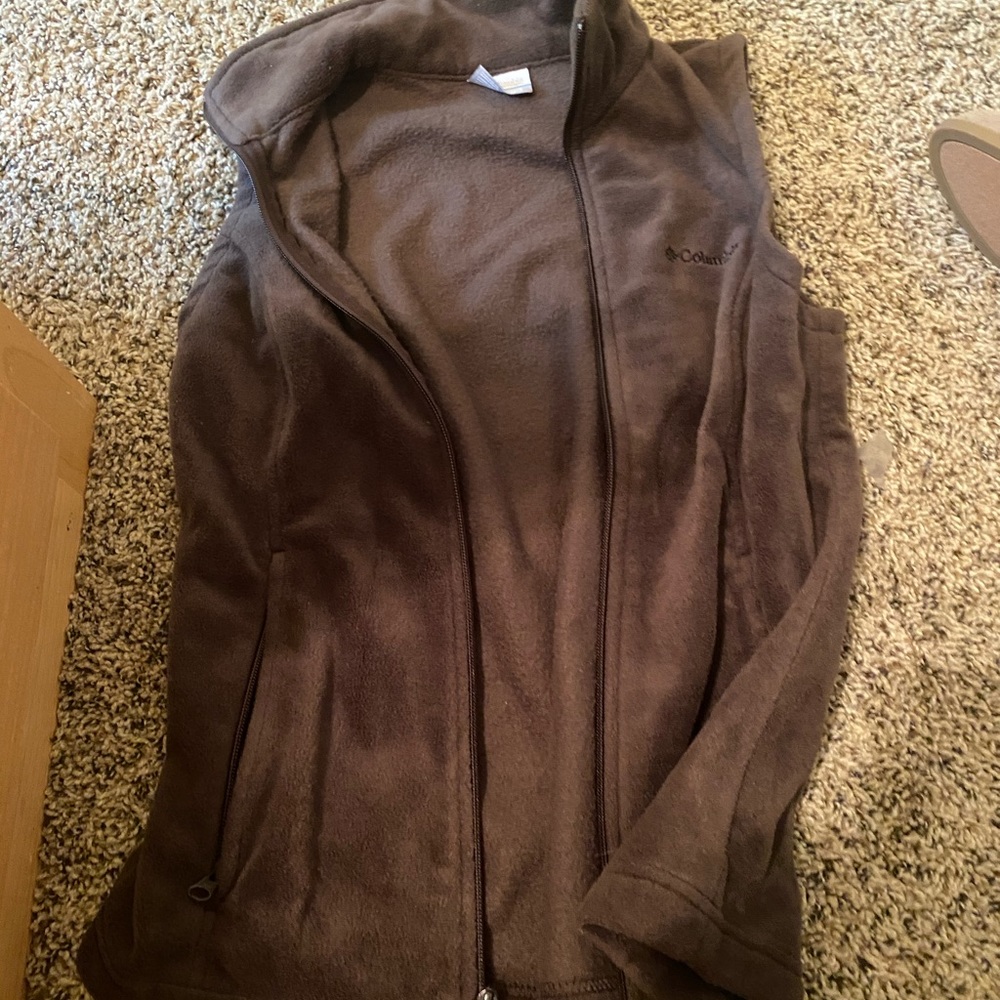 Columbia Vest